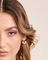 Boucles d'oreille  Pendantes Fleur Blanche Amour Chanceux