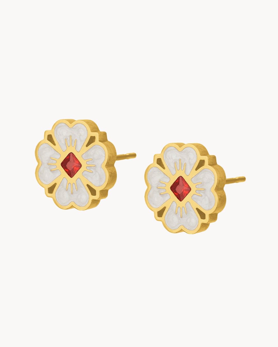 Boucles Clous Fleur Blanche Amour Chanceux